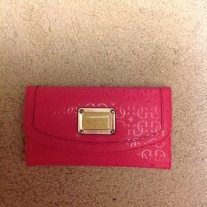 Guess wallet
